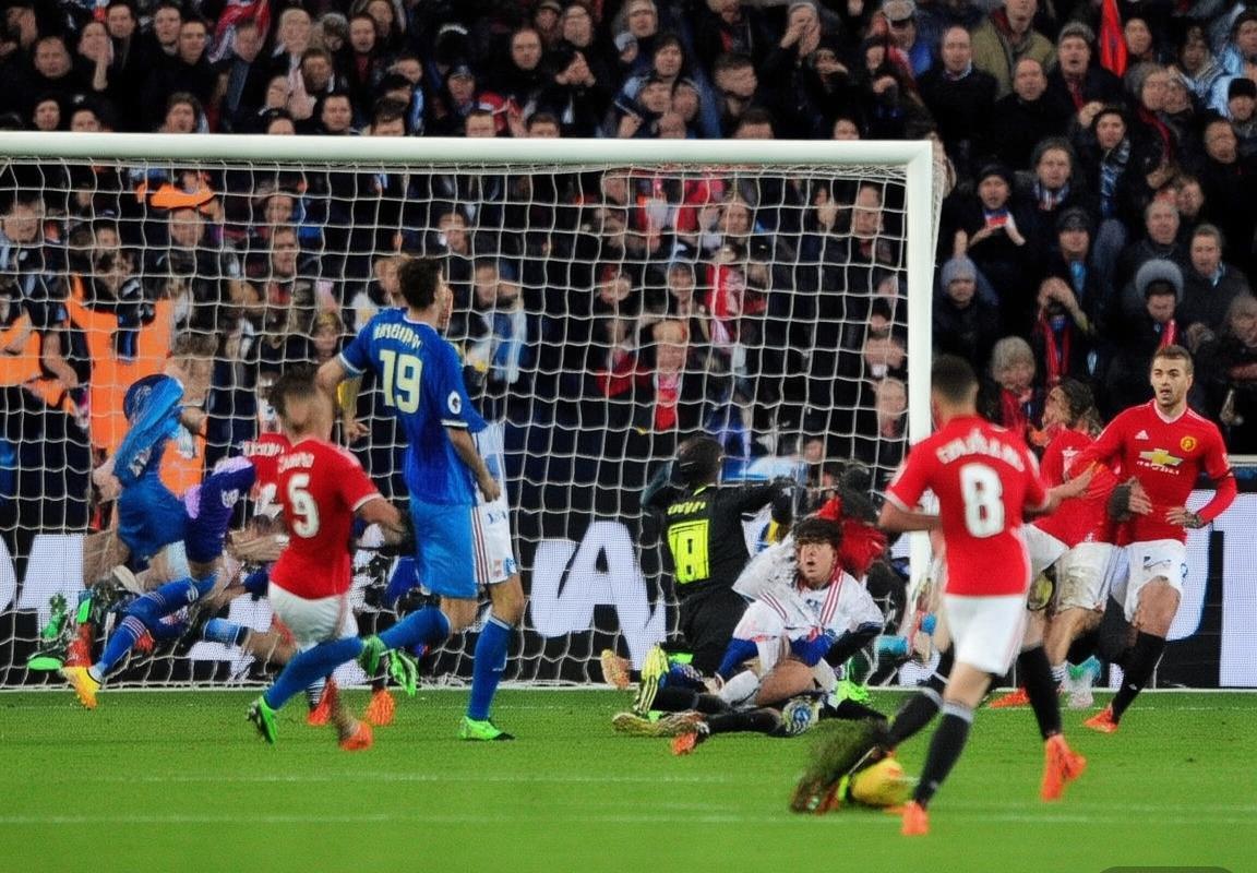 2017欧联杯半决赛：曼联vs塞尔塔巅峰对决回顾(图2)