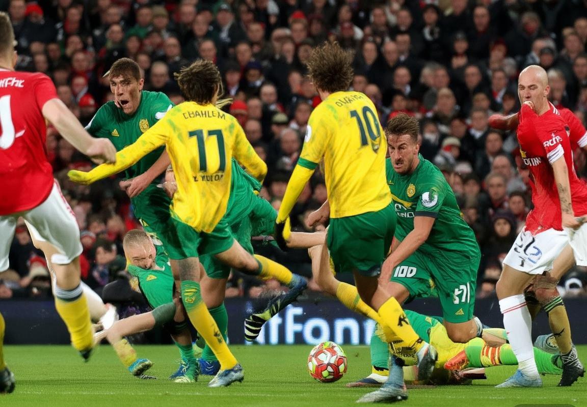 2020英超曼联对诺维奇焦点战：战术对决与精彩瞬间回顾(图1)